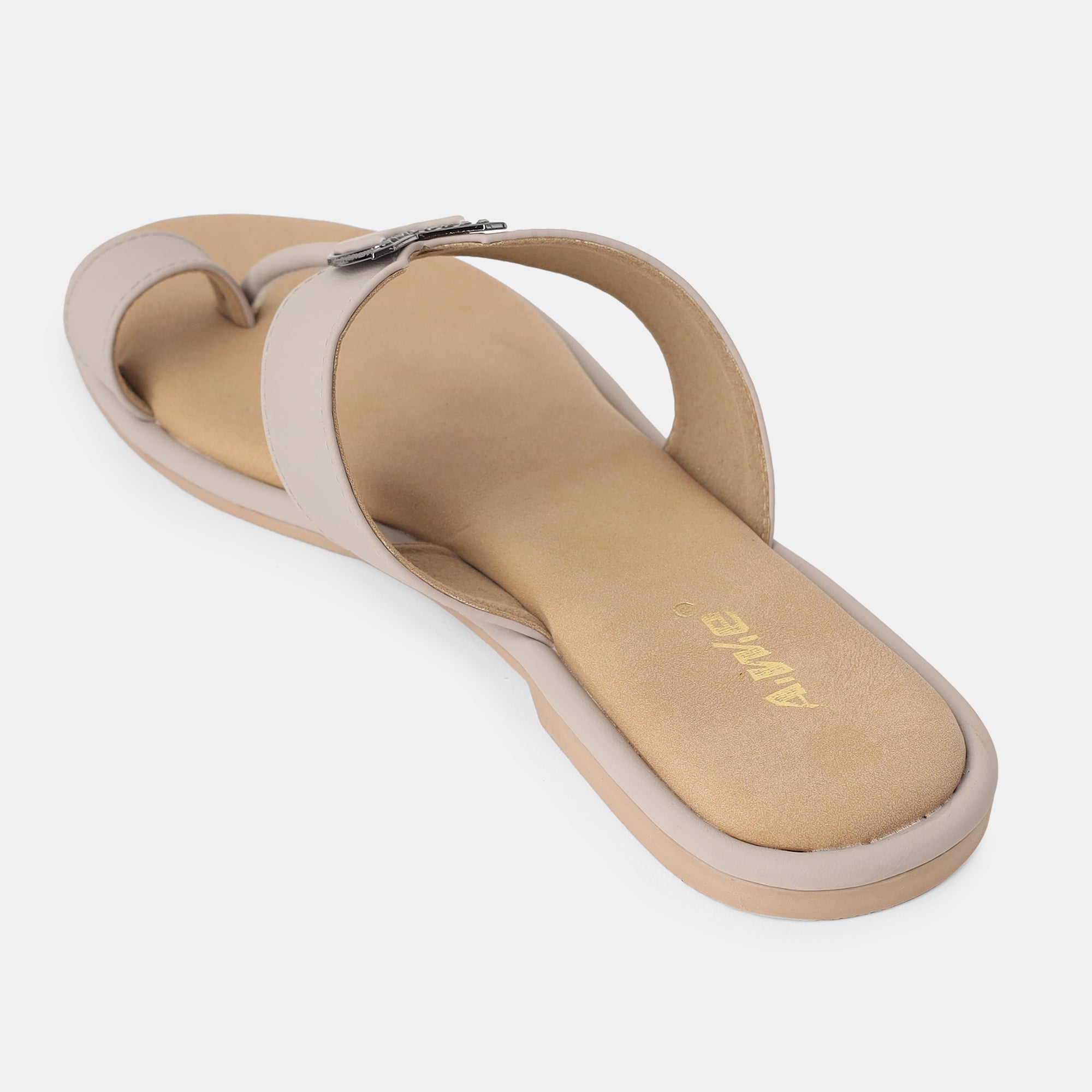 Aiwie-Womens-Stylish-Flat-Slip-On-Sandals-with-Comfortable-Sole-and-Metal-Ring-Design A160893