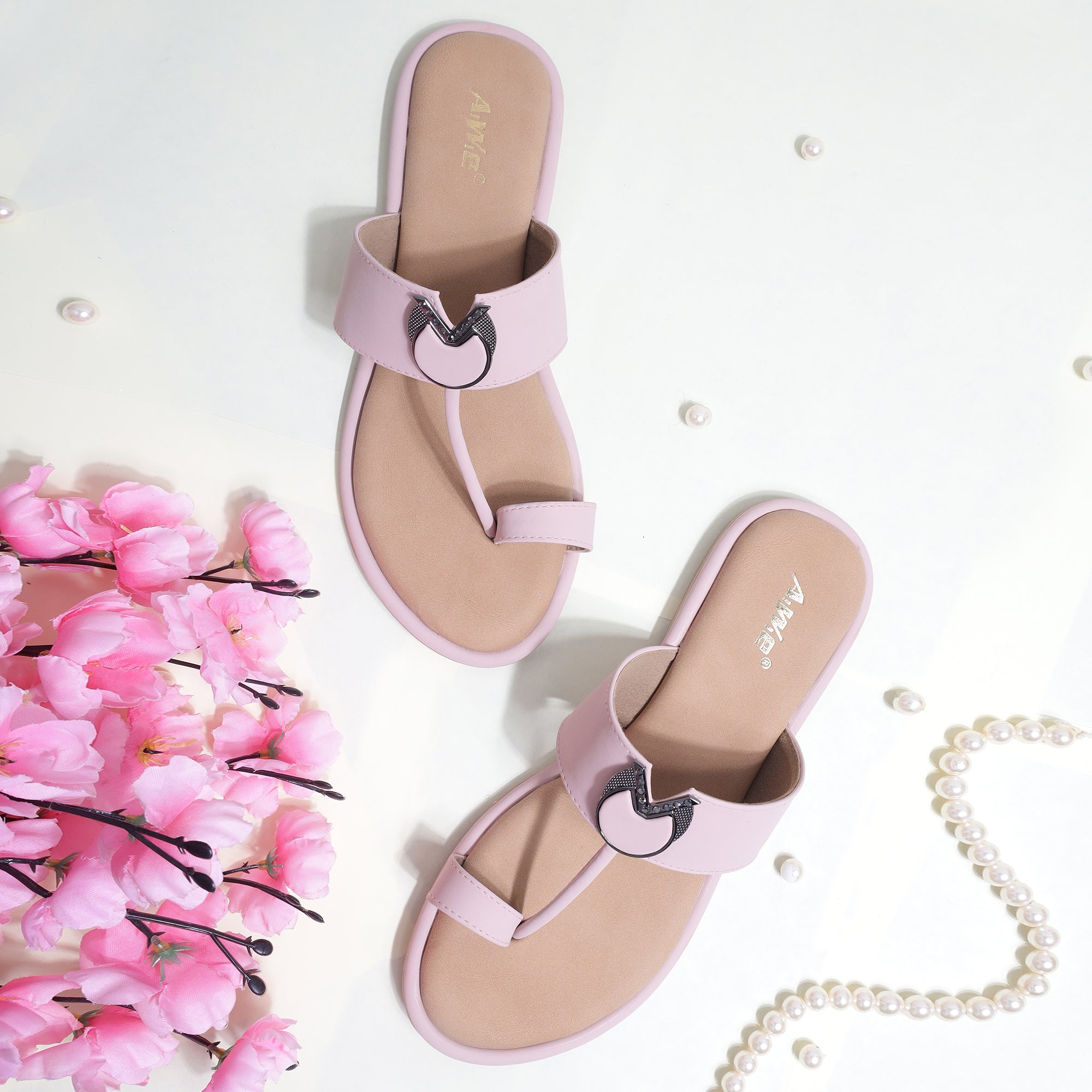 Aiwie-Womens-Stylish-Flat-Slip-On-Sandals-with-Comfortable-Sole-and-Metal-Ring-Design A160893