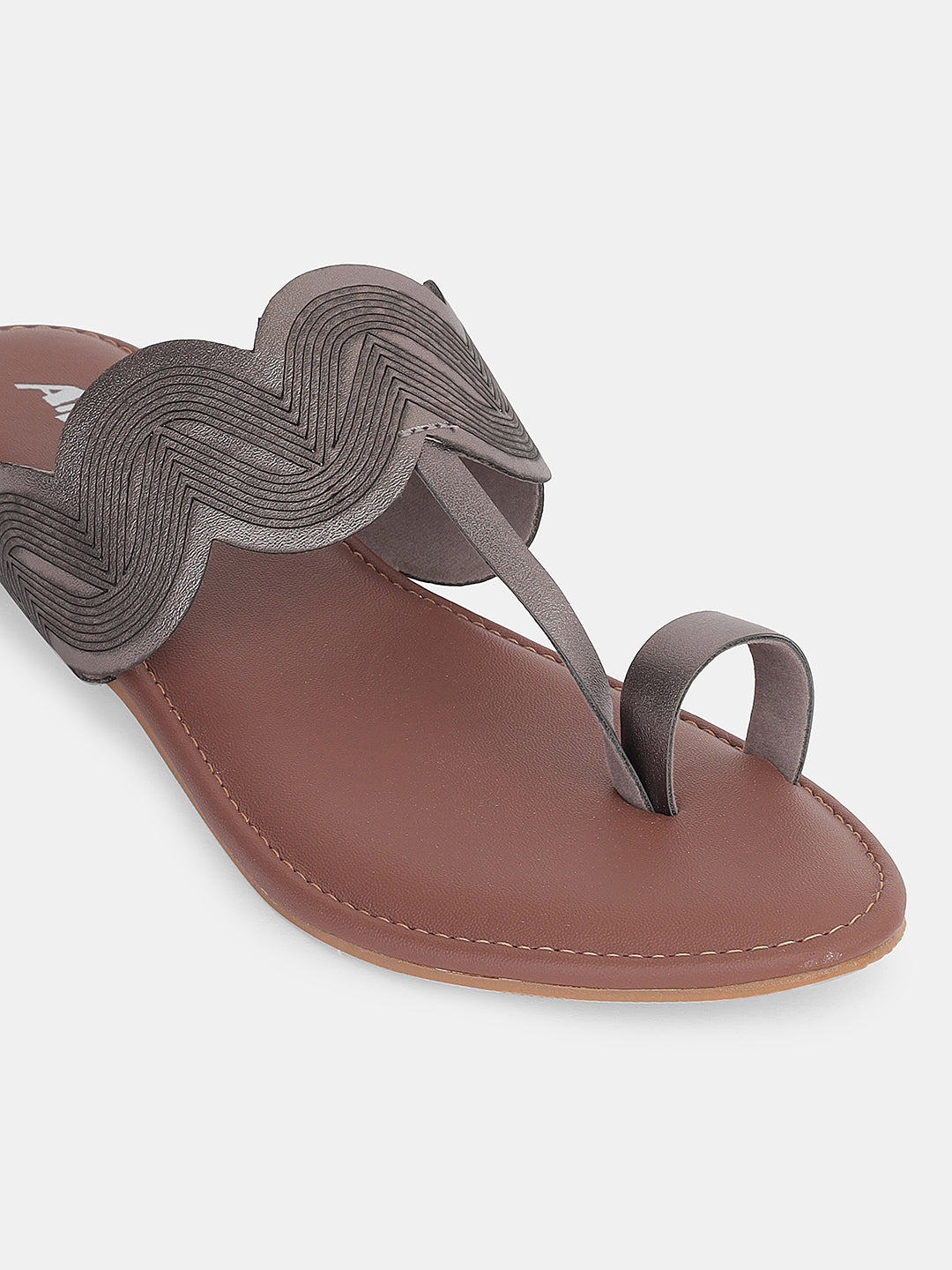 Women's Ethnic Toe-Ring Flats | Stylish Slip-On Kolhapuri-Inspired Sandals for Daily & Festive Wear