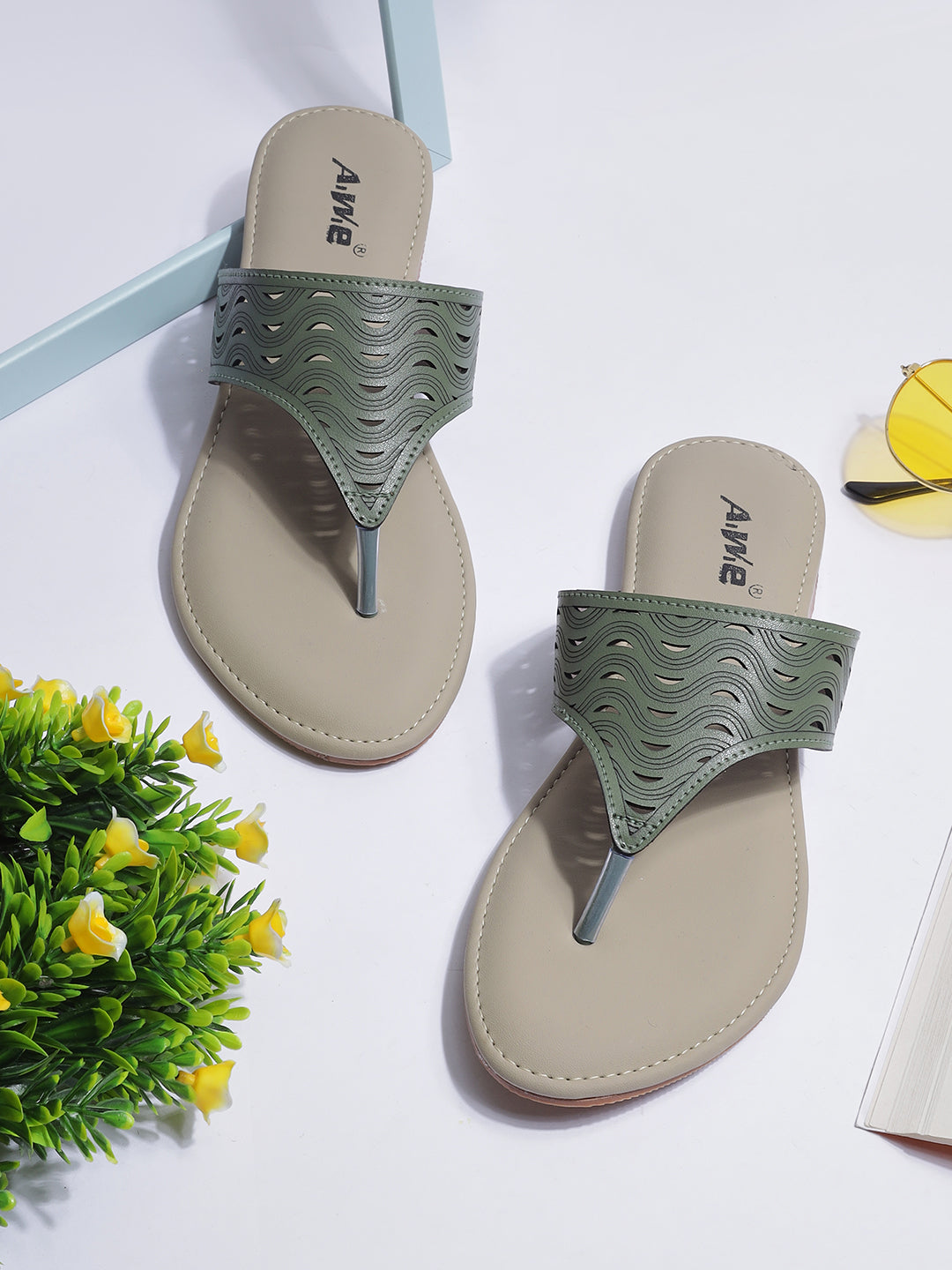 Women's Ethnic Slip-On Flats | Cut-Out Design Kolhapuri Chappals for Casual & Festive Wear