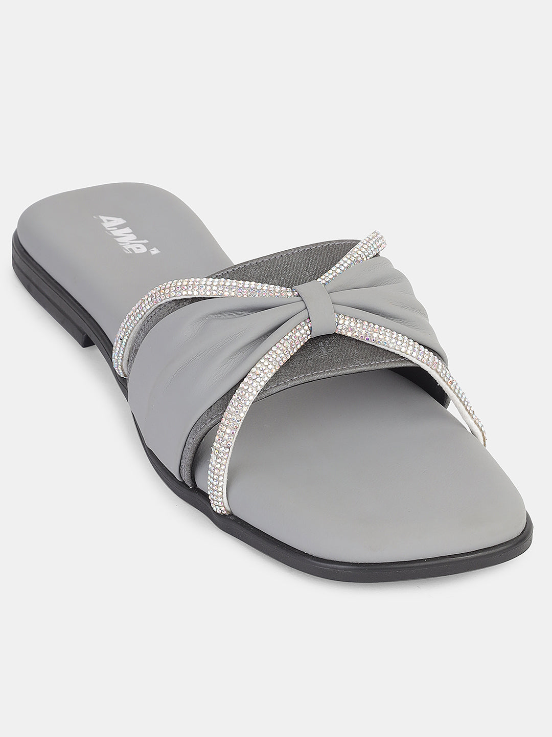 Women's Ethnic Flat Slip-On Sandals | Stylish Criss-Cross Strap Chappals for Daily & Festive Wear