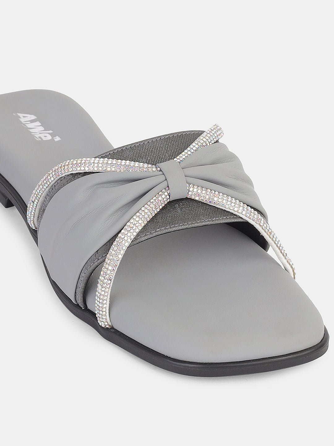Women's Ethnic Flat Slip-On Sandals | Stylish Criss-Cross Strap Chappals for Daily & Festive Wear