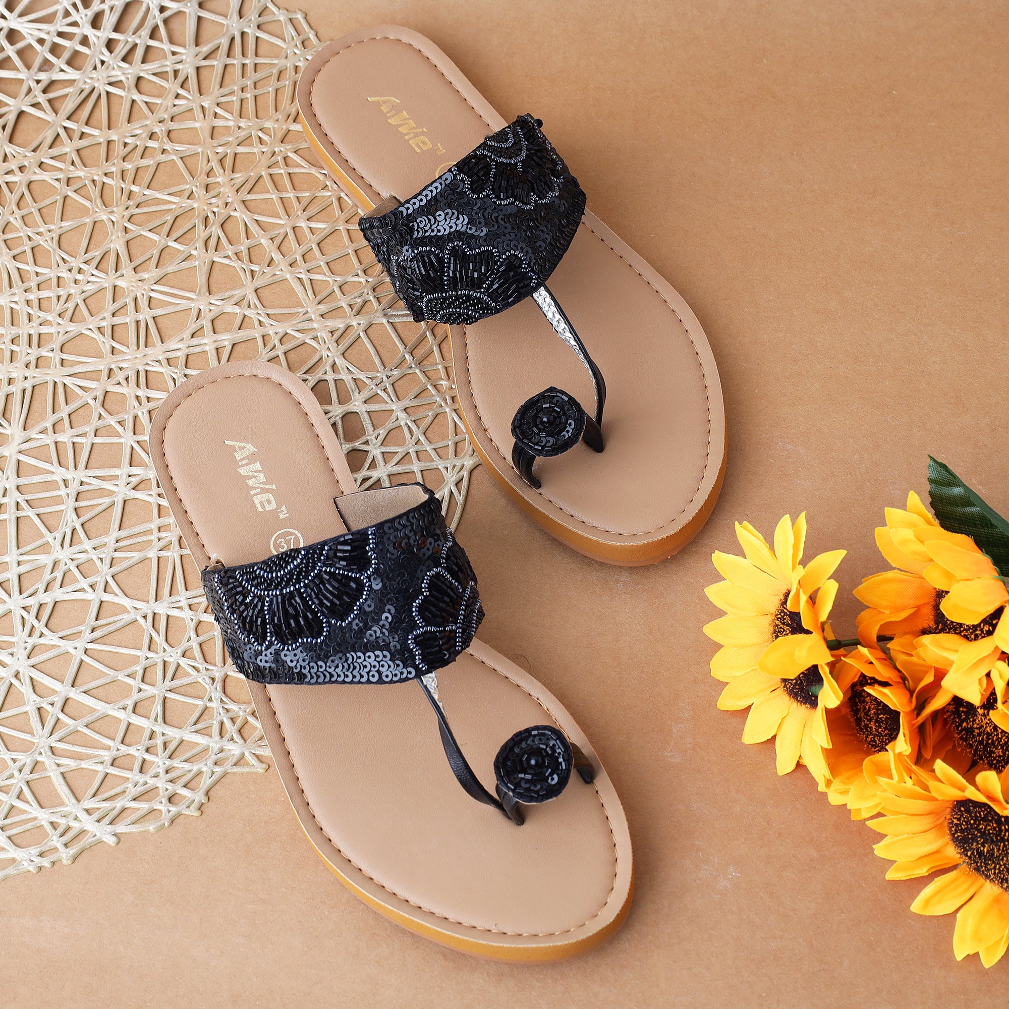Aiwie-Womens-Ethnic-Embroidered-Toe-Ring-Flats-with-Comfortable-Sole-for-Festive-and-Daily-Wear B240212
